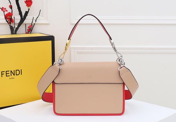 

18fw 2020 кѬокодил аблон женин ђмка flap ђмка конѬђкоѬ плеа crossbody ђмка во