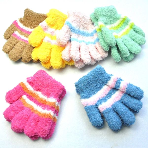 

children aged 4-7 warm and winter half velvet knitted warm gloves students children thickened velvet five-finger gloves, White
