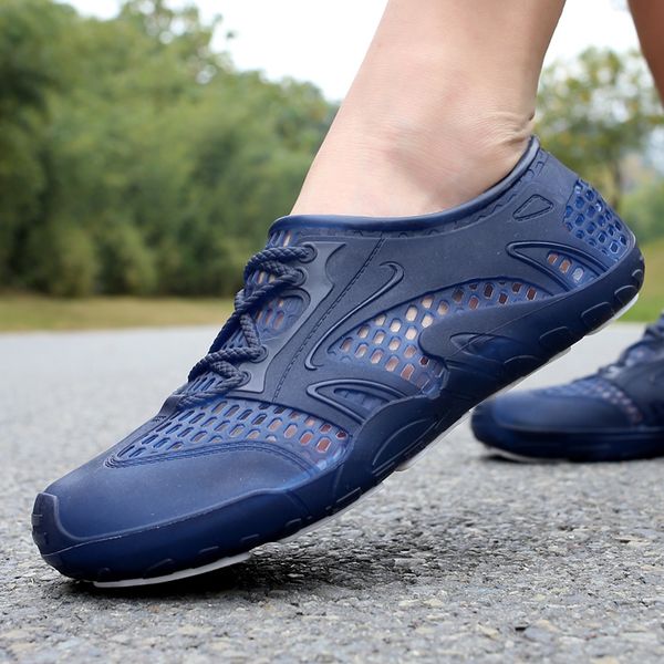 

size 40-45 men summer sandals breathable jelly sandal beach mens shoes water slippers slides light soft comfortable shoes, Black