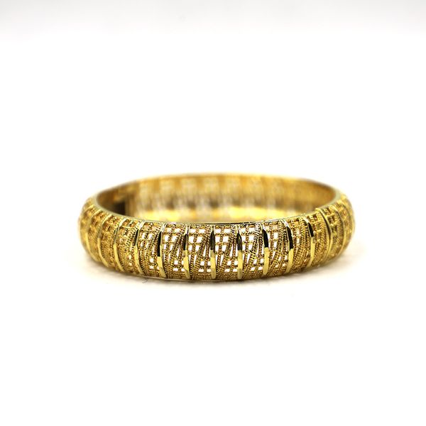 

open gold bracelet, suitable for ladies in the middle east, dubai, africa, egypt, sudan,fashion, precious gold bracelet, Black