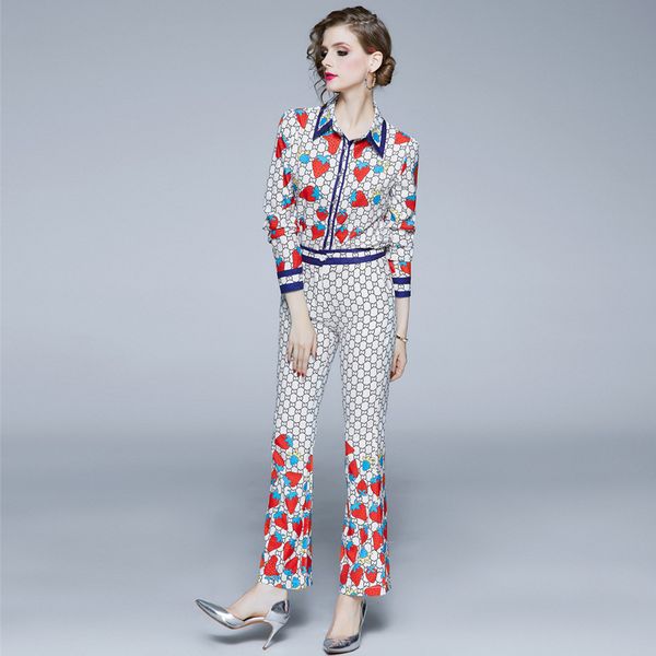 

темперамент зрелые set 2020 новый ретро отворотом клубничный печати рубашка + высокая талия flared брюки размер -2xl, White