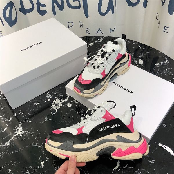 

Luxury de igner in 2019 dad hoe triple 17fw neaker for men women treet couple chau ure daddy hoe ize 35 45