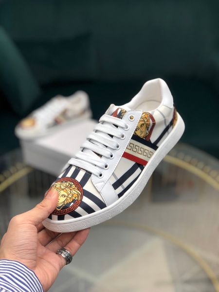 

dhl 2020 platform new fashion casual sneakers retro basketball shoes triple gold men's shoes wearable03, Red;white