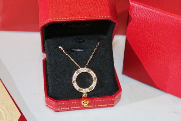 

full diamond round cake necklace designer women necklace rings luxury earrings love bracelet mens 14k gold chains cuban link chain 2020 new, Silver