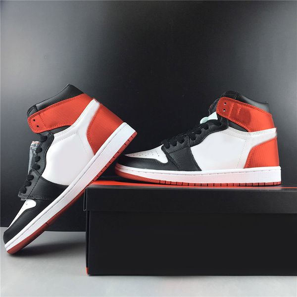 

Satin WMNS BLACK TOE 1s Basketball Shoes High Quality Men Women OG Designer Athletic Trainer Sneakers Size36-47