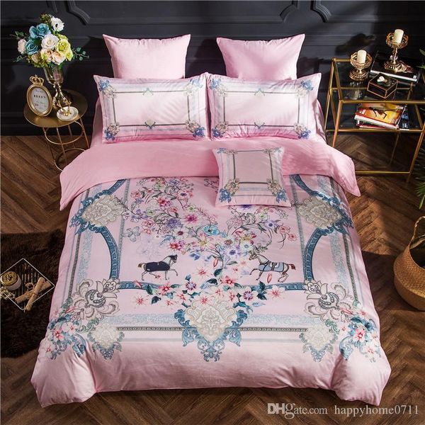 Luxury Designer Print Bedding Comforter Set Signageh Carriage