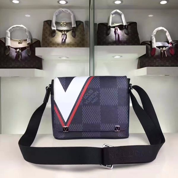 

The be t elling men 039 handbag fa hion hell men 039 new me enger bag m44002