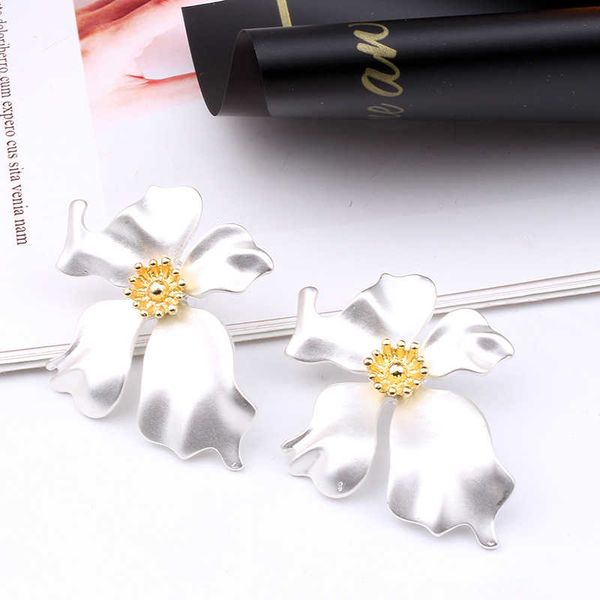 

stud earrings women party big flower gift ear jewelry fashion dangle statement, Golden;silver
