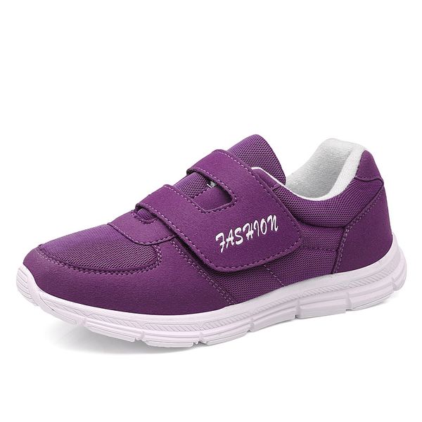 

2020 fashion designer women running shoes slip on walking jogging shoe sports trainers sneakers homemade brand made in china size 35-40, White;red