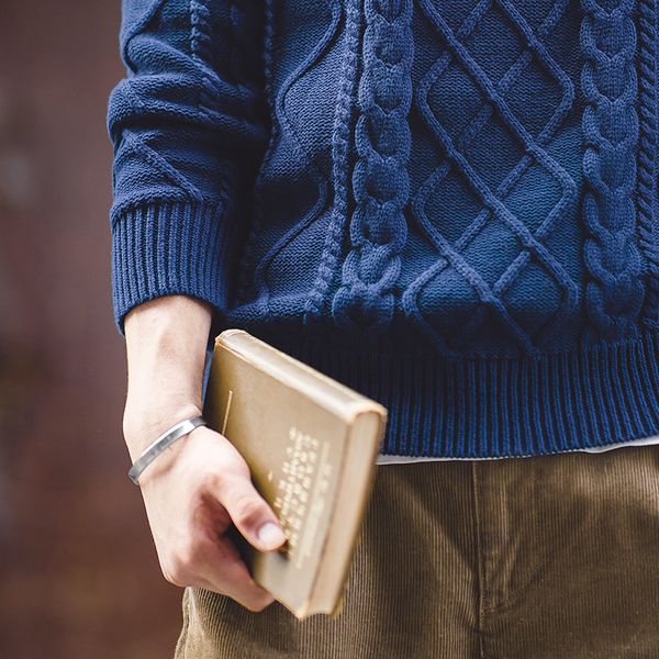 

2020 новый круглый вырез кабель вязаный тяжелый теплый зимний пуловер свитер темно синий, White;black