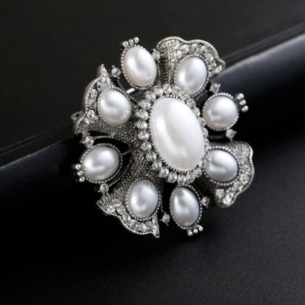 

оптовой корея pearl цветок корсаж девушка женщин костюм штыри отворот свадьбы ювелирные изделия, Gray