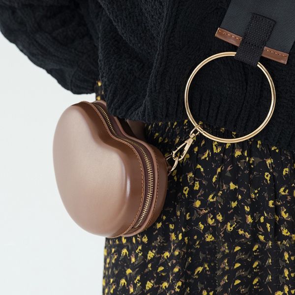 

vintage heart-shaped women crossbody bags designer wide ring strap female shoulder bag luxury pu mini purses evening clutch bag