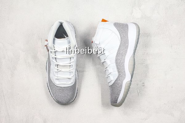 

2020 new wmns metallic silver 11 bred prm heiress cap gown chicago midnight navy 11s space jam basketball shoes mens sports sneakers 36-44