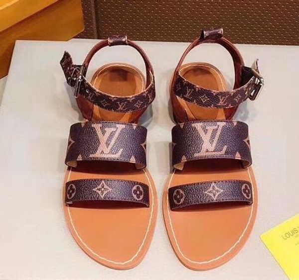 

Super hot leather temperament flat sandals women's sandals
