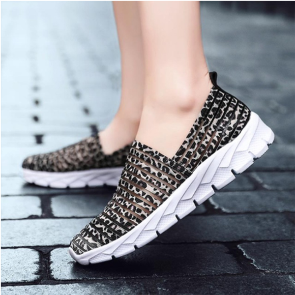 

women spring lace breathe casual shoes ladies flat platform slip on vulcanized shoes female sneaker canvas fashion lady, Black