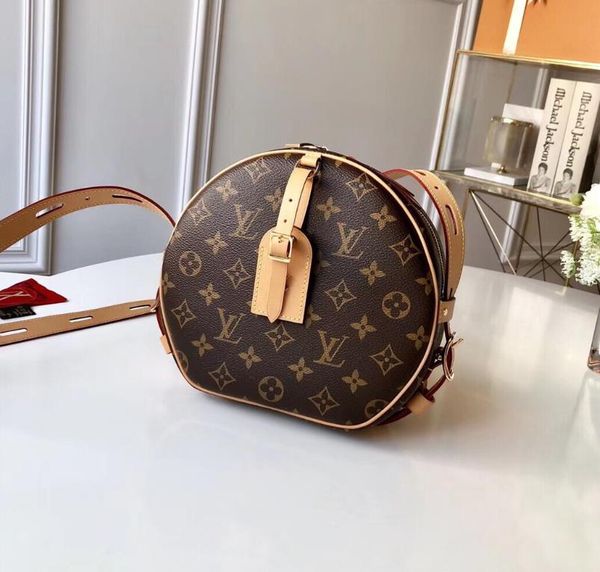 

2019 brand en and women large capacity luggage bag baggage real waterproof handbag shoulder totes bags m436188