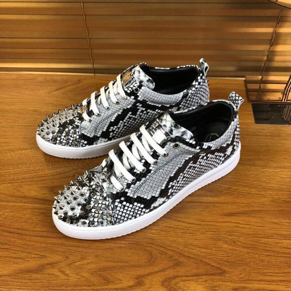 

high spiked toe casual flats graffiti luxury shoes new for men and women party designer sneakers famous brand casual shoes 38-44 1354036, Black