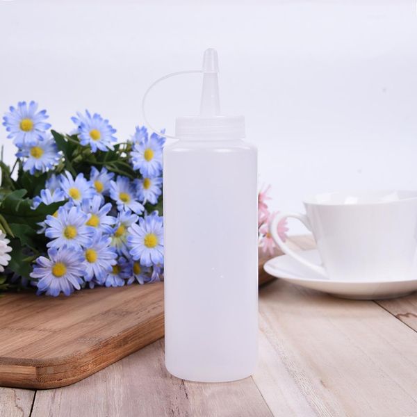 

6,8,9,13,18,24oz environment-friendly transparent kitchen plastic squeeze bottle dispenser for sauce vinegar oil ketchup