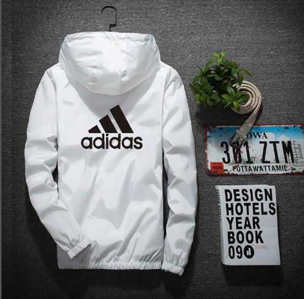 

2019 new fall jacket, men's korean version, fashionable spring and autumn jacket, leisure students'thin jacket shopping, Black;brown