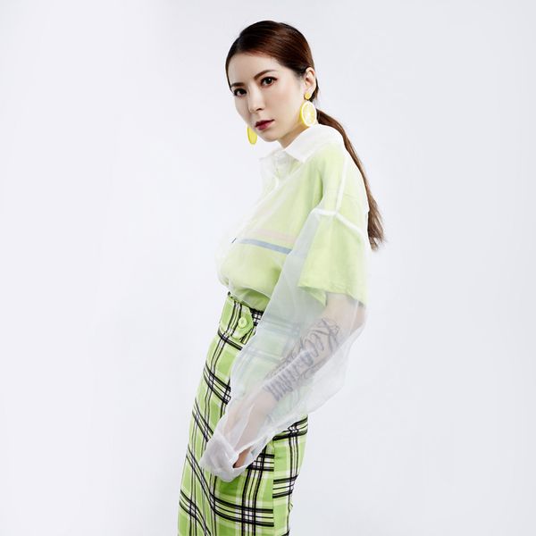 

французская женская рубашка 2019 года. свободное время джокер. сплошной цвет. поиск ou gensha shirt + t жалость twinset 1079, Black;brown