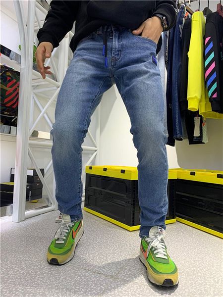 

2020 европейский и американский стиль мужские джинсы slim fit слезу джинсы мужские high street мужские беговые jeans колено hole омывается п, Blue