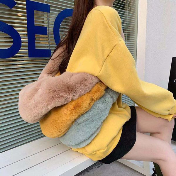 

fashion plush hobos women shoulder bags messenger bag faux fur crossbody bag lady big warm purses large tote sac