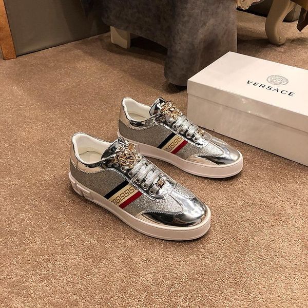 

2019 high quality new men's fashion casual shoes, leather breathable outdoor hiking trend shoes, a generation of original box packaging