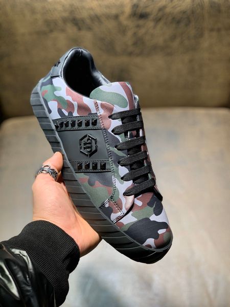 

luxury designerhigh-quality men's stylish casual sneakers, high-end nostalgic and comfortable wild casual flat shoes, Black