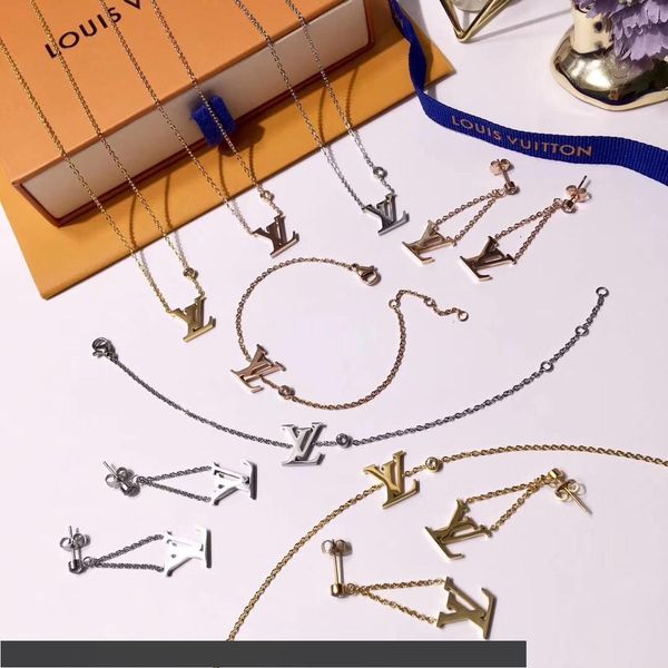 

fashion simple style jewelry sets lady titanium steel single diamond v letter 18k plated gold necklaces bracelets earrings 3 color, Silver