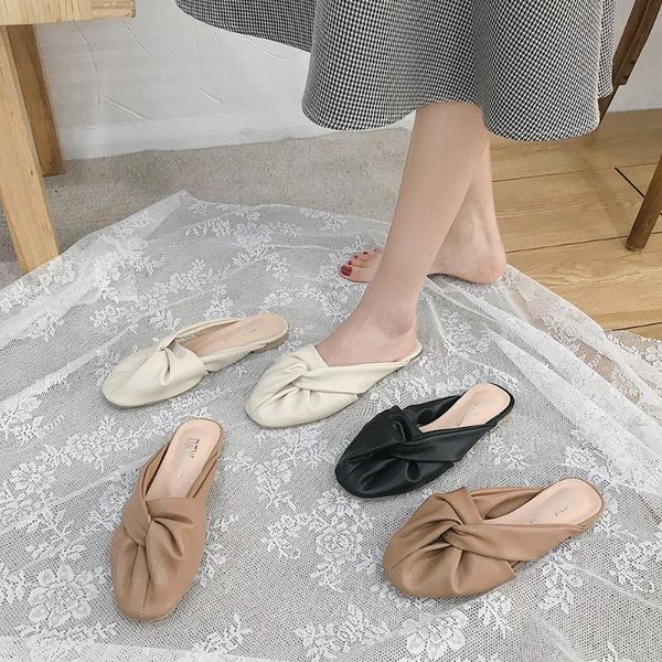 

2020 spring and summer models chic wild round head casual slippers wear net red bow flat bottom toe mules, Black