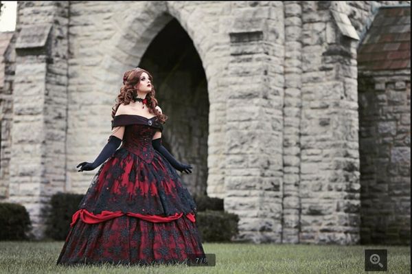 

2020 robe де mariage марочные черный красный шнурок бальное платье свадебное платье готическая с плеча кружева аппликацией бисером жемчуг св, White