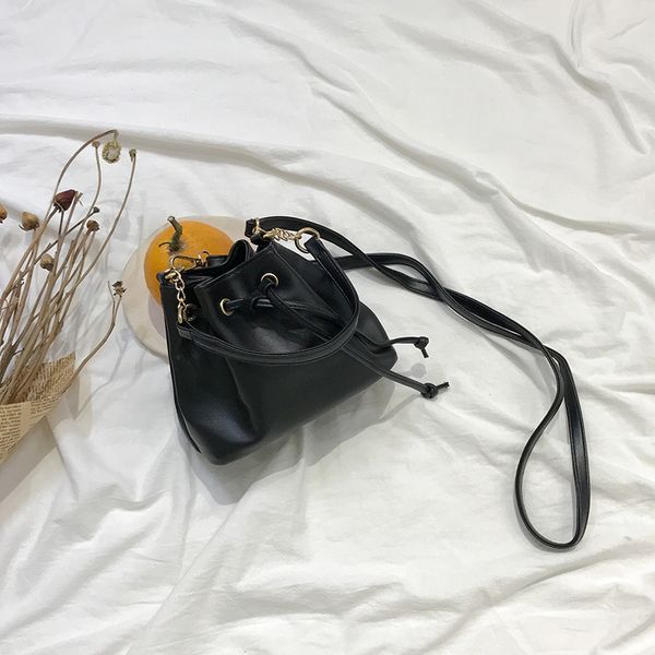 

shoulder bag 2020 new summer fashion bucket bag shoulder bag handbag
