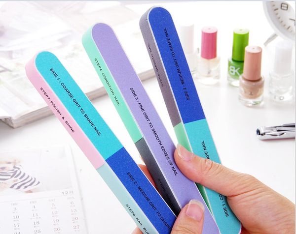 Hot Sale Nailfiles escova 1pcs polimento Durable Side 7 pregos de lustro do prego arquivo Tools Art ferramenta lixadeira UV Gel Polish cor aleatória