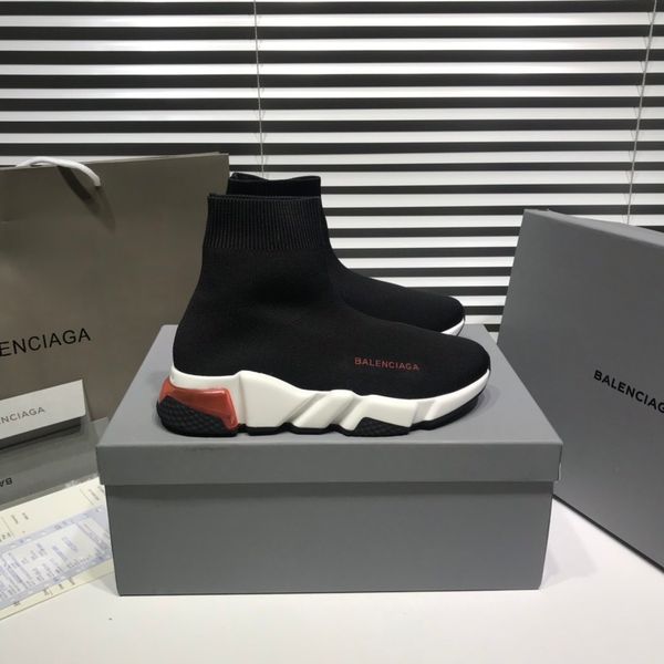 

2020 high-end luxury women's men's party casual sneakers socks shoes triple fashiondesigner platform couple shoes wild style, Black