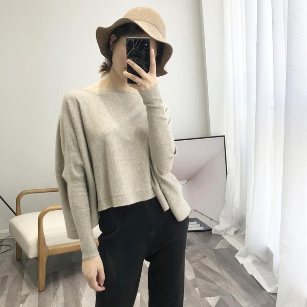 

2019 women's brief fashion batwing sleeve irregular length short design pullovers sweater ladies casual autumn winter sweaters, White;black