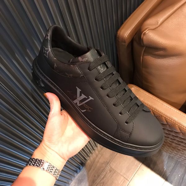 

2020 new hw men's casual sneakers men's sports running shoes daily sneakers