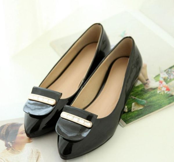 

2019 women's shoes in spring and autumn with new style low heel coarse heel pointed end @102, Black