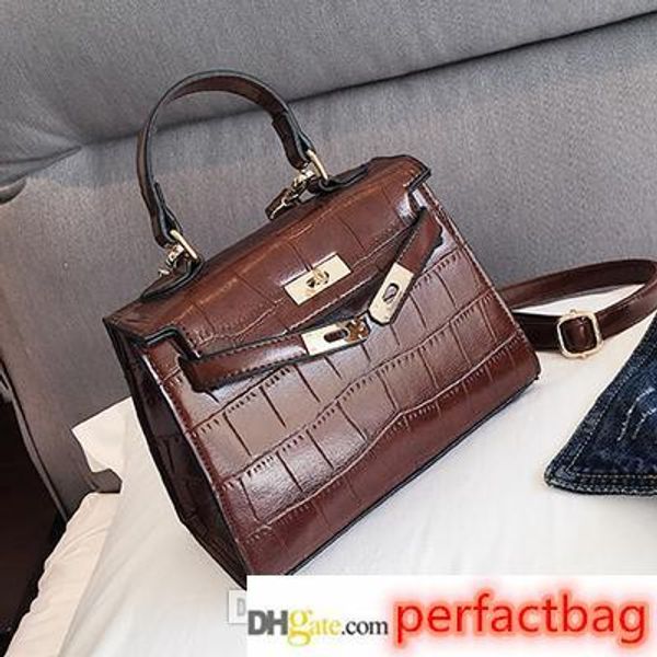 

2017 leather popular fashion brand design style elegance corssbody flap bag shoulder bag