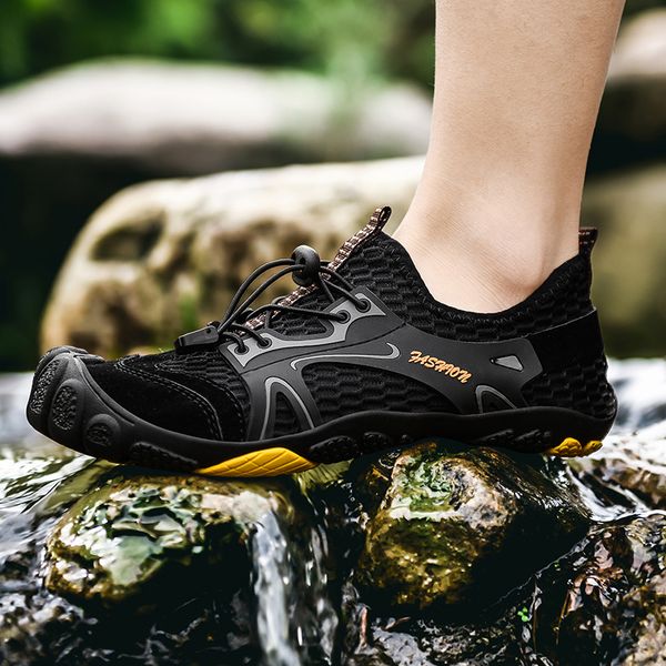 

summer men hiking shoes breathable 2020 mesh outdoor man sneakers climbing trekking shoes mens sport quick-dry water