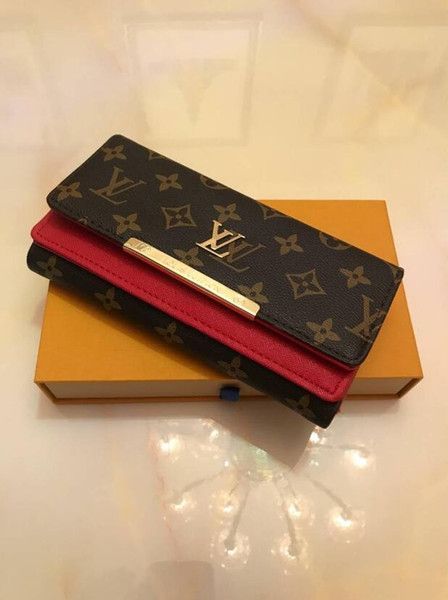 

Price fa hion de igner clutch genuine leather wallet with du t bag