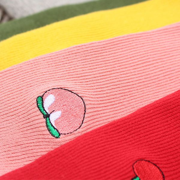 

aliexpress harajuku cool skateborad short rainbow sock art fashion cotton hipster cartoon colored ankle socks female, Black;white