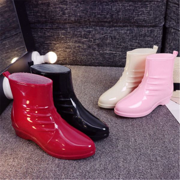 

2020 women's water shoes women's rain boots anti-skid velvet short rubber shoes water boots size 36-40 red black pink