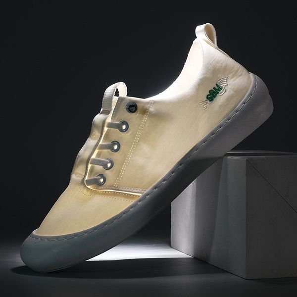 

2020 new fashion designer men's summer breathable canvas shoes a pedal lazy casual tide wild silk ice driving tide shoes, Black