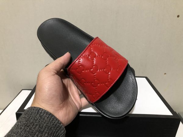 

Летние тапочки модные кожаные Печати бытовая Пары тапочки на открытом воздухе Кл