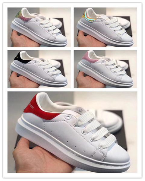 

box) 2020 kids fashion mcqueen casual shoes flats white designer sneakers comfortable foot feel leather shoes 24-35, Black