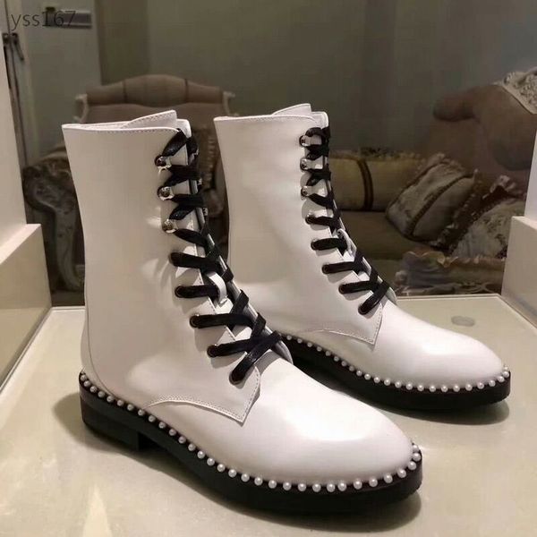 

classic female europe and america 2019 calfskin booties new breathable flat single boots leisure korean version of the locomotive boot, Black