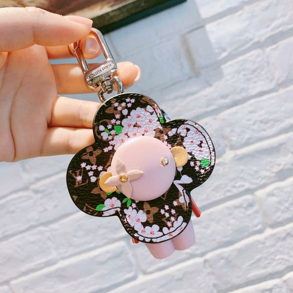 

fashion key buckle fashion designer keychain brand handmade brand car leather keychain man womens bag style pendant accessories with box k12, Silver