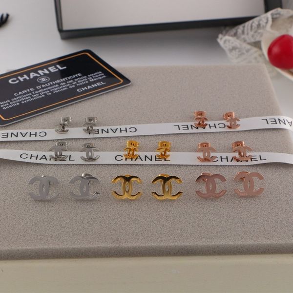 

Simple luxury women earring for banquet dating cla ic letter hollow out ear jewelry with 3 color 3 ize fa hion earring, Golden;silver