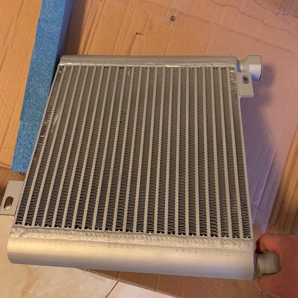 OEM 39799515 per radiatore dell'olio del radiatore dell'olio del compressore d'aria a vite IR