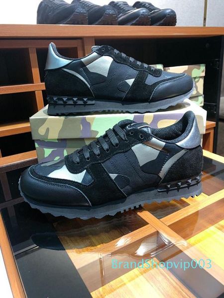 

new shoes[original box] fashion stud camouflage sneakers shoes footwear men women flats luxury designer rockrunner trainers casual shoes, Black